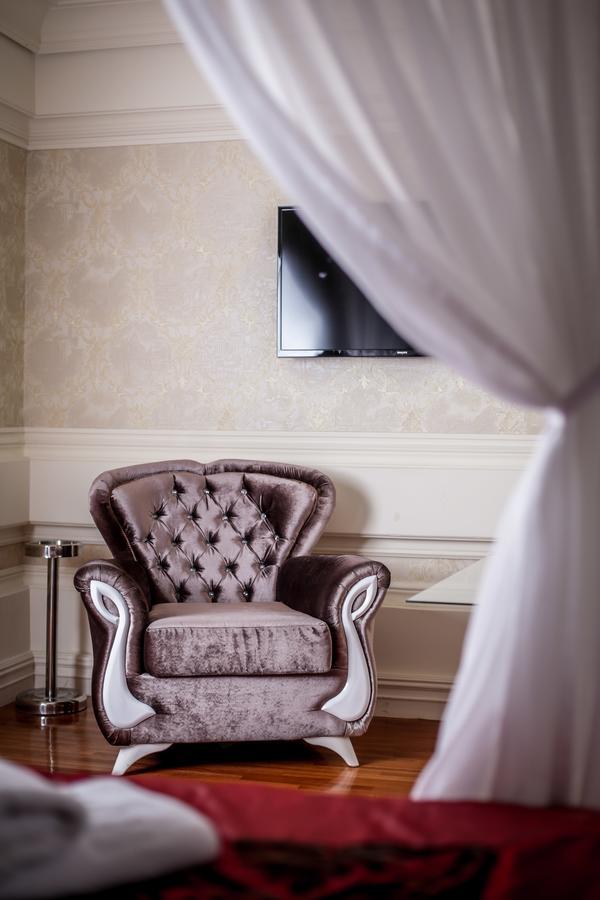 Hotel Bob サラエヴォ エクステリア 写真
